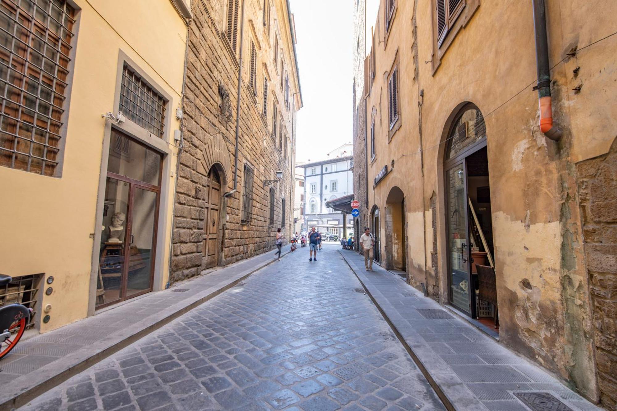 Mamo Florence - Borgo Santa Croce Apartment Florença Exterior foto